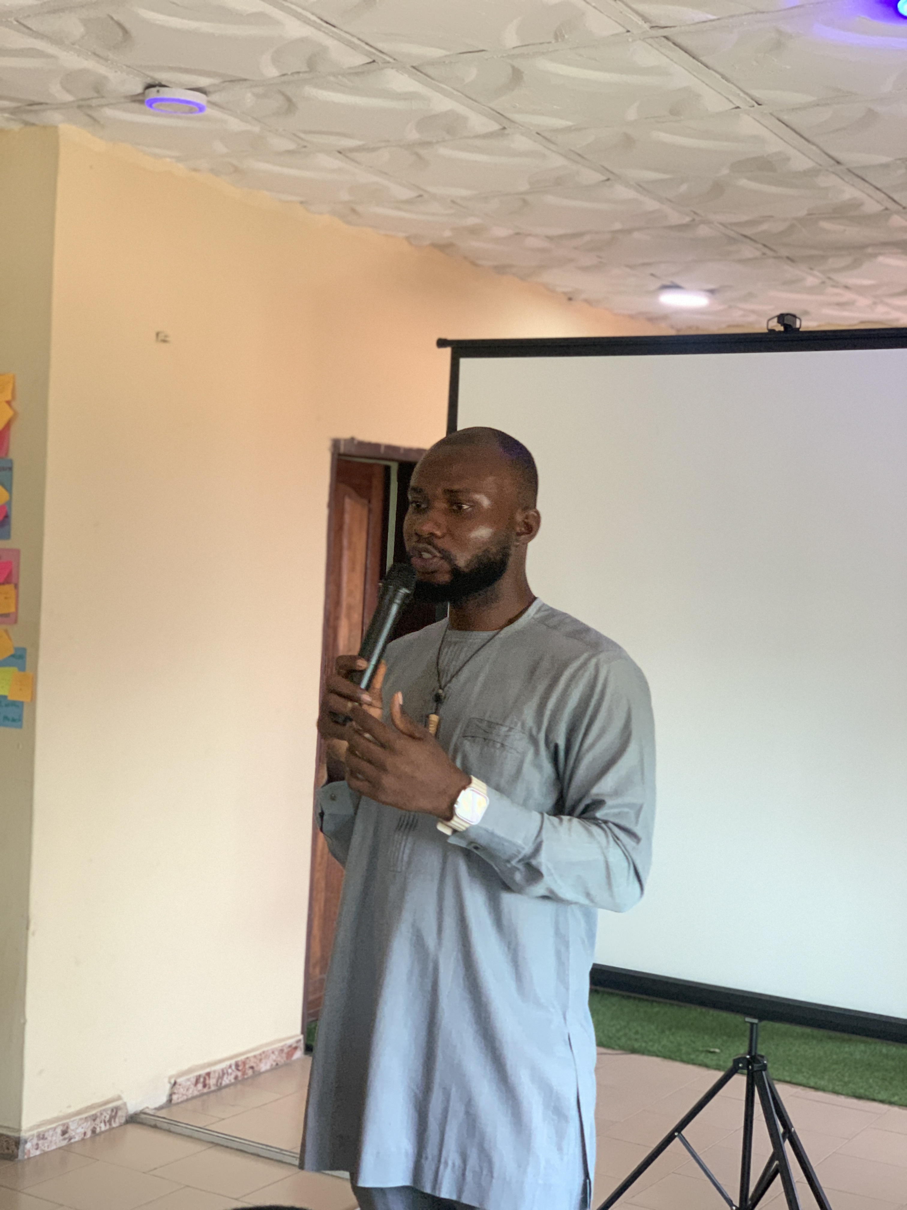 Othniel Victor hosting SID Startup Hackathon 2026